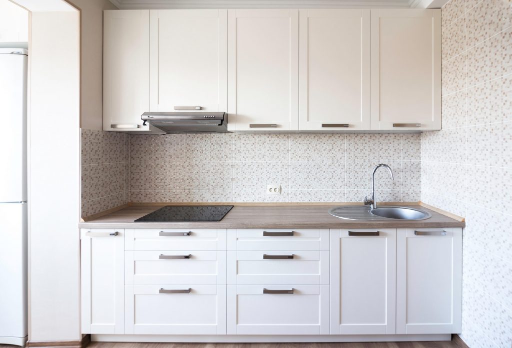 бело черная кухня фото - myhome.md